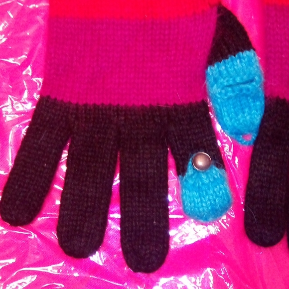 Colorful FUN Women's Gloves - Picture 2 of 7